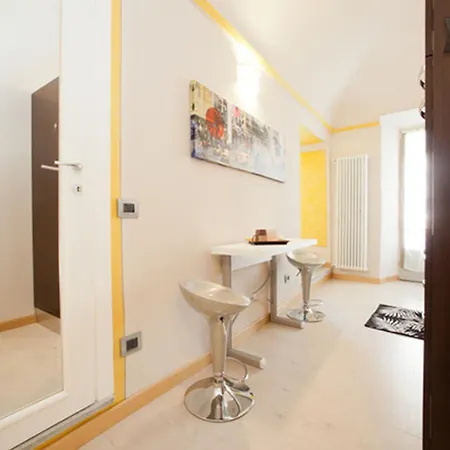 Charming Flat In Piazza